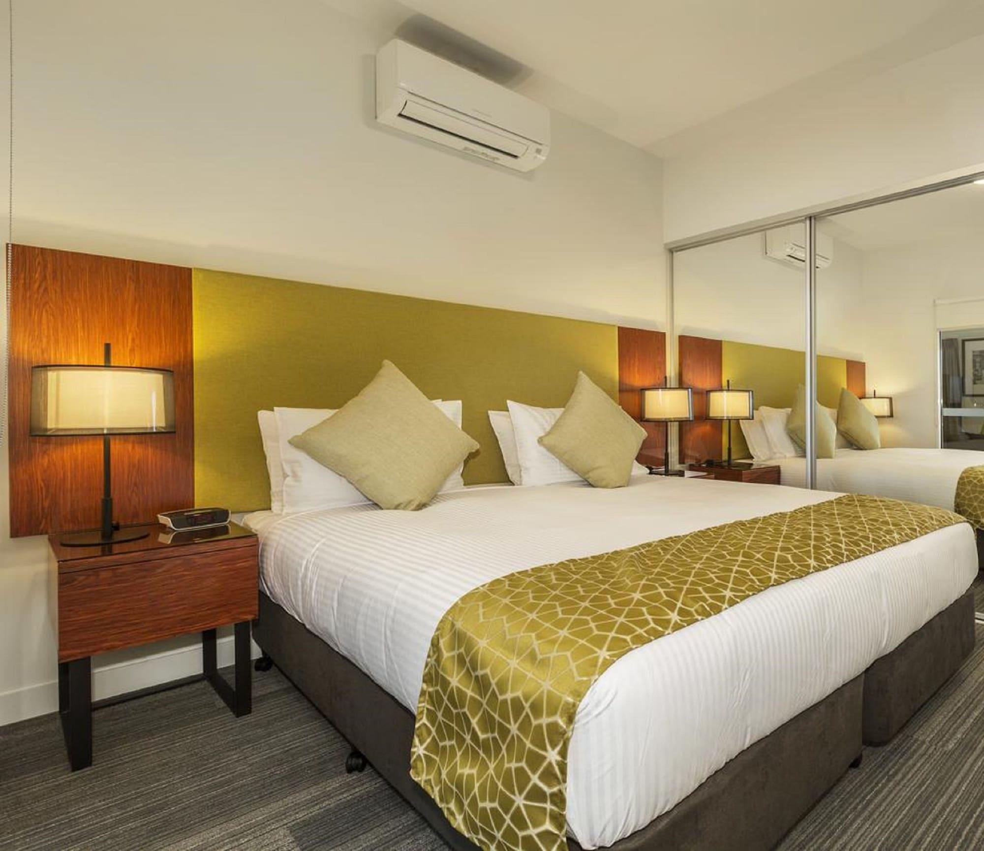 Quest Melbourne Airport Aparthotel Exterior photo