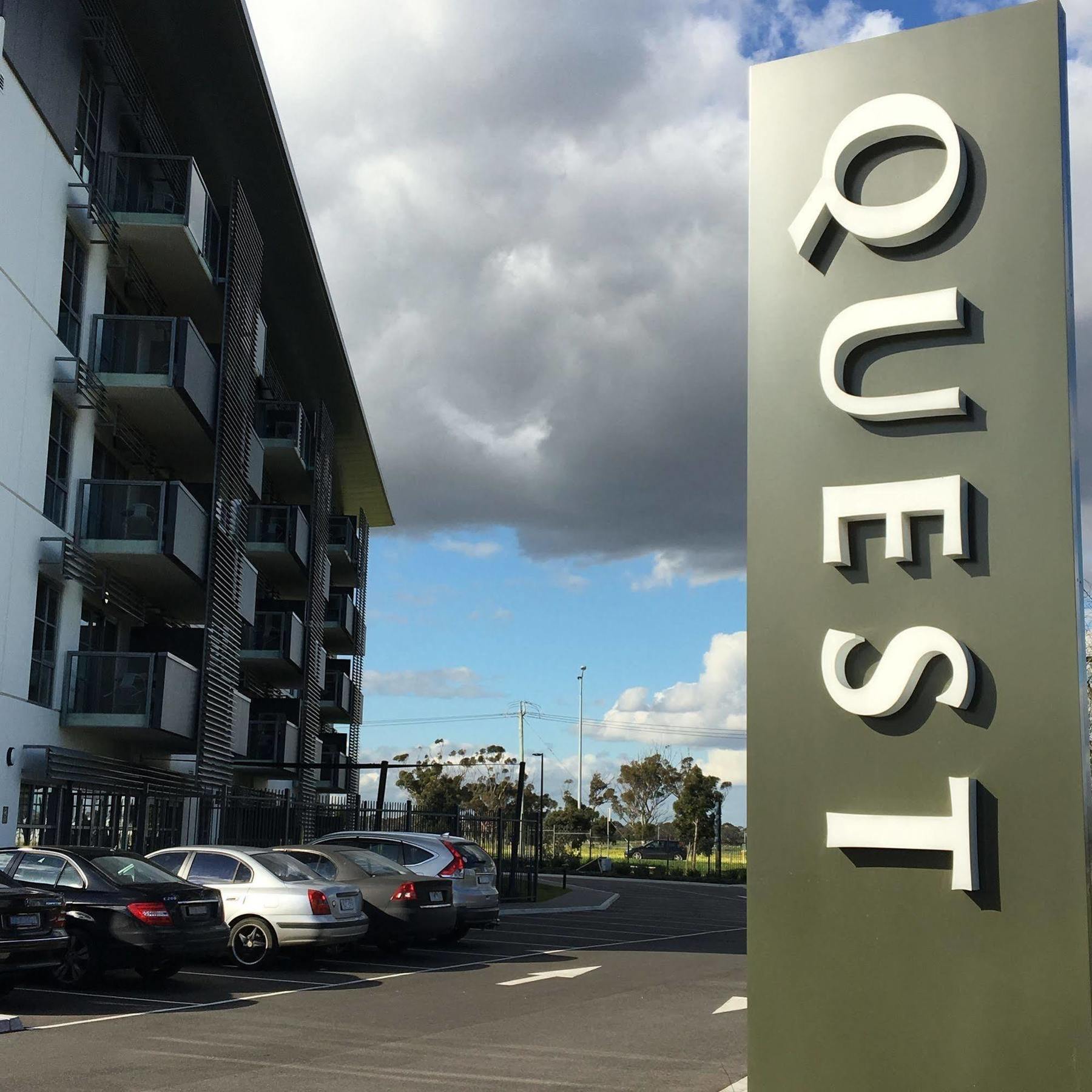 Quest Melbourne Airport Aparthotel Exterior photo